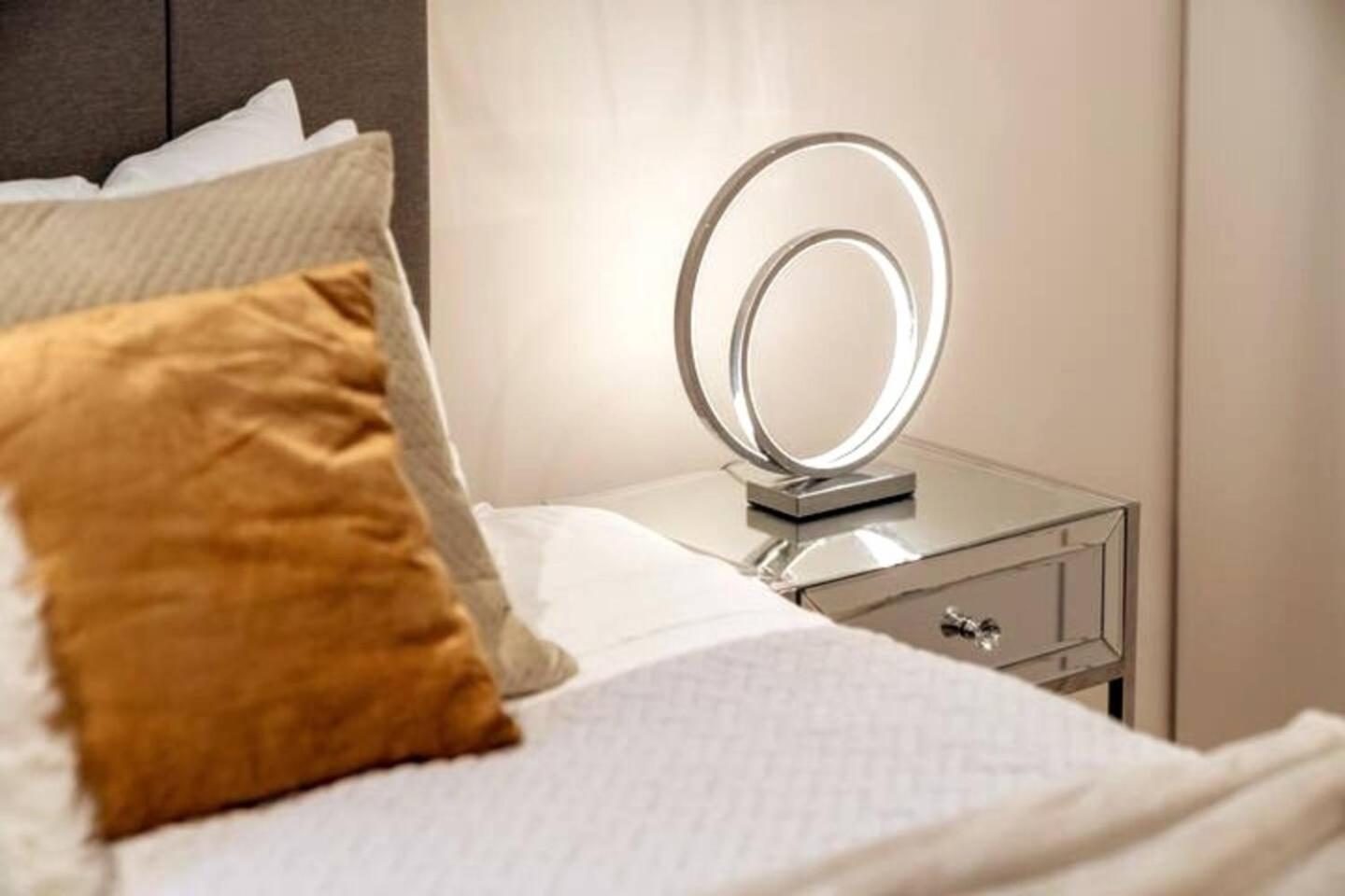 Niru Experience Jewel Of Ifield Road Apartment London Ngoại thất bức ảnh